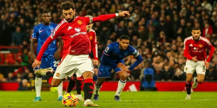 Duel Sengit Manchester United vs Chelsea Berakhir Imbang 1-1