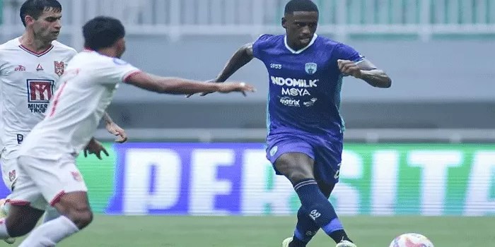 Persita Tampil Dominan, Kalahkan Malut United 2-0 di Kandang Sendiri