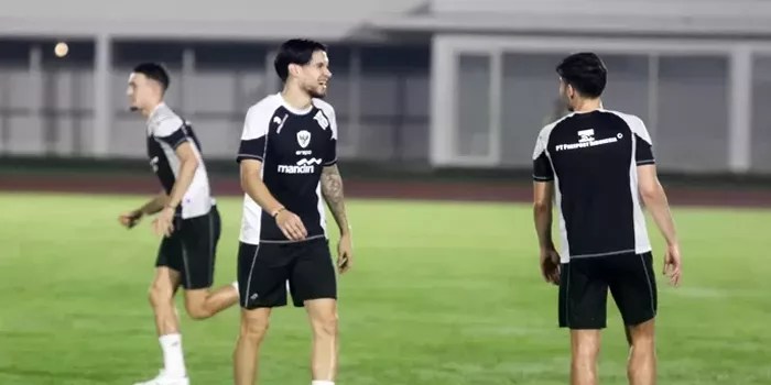 Kevin Diks Tiba di Jakarta, Disambut Timnas dan Shin Tae-yong!