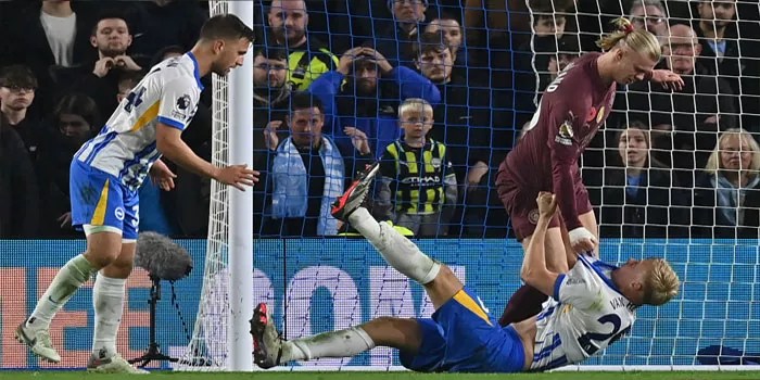 Manchester City Dipermalukan Brighton 1-2, Haaland Terlibat Baku Hantam