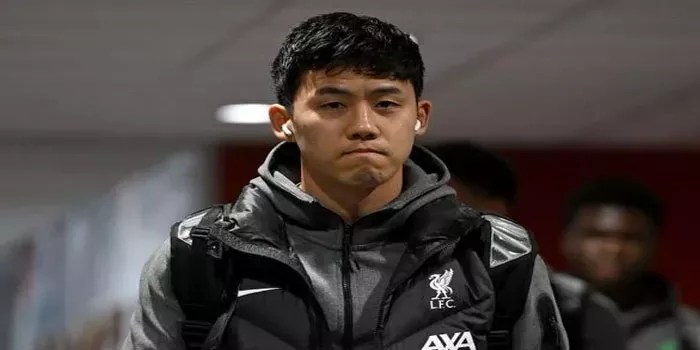 Wataru Endo Tidak Betah di Liverpool, AC Milan Siap Sambut Dengan Tangan Terbuka