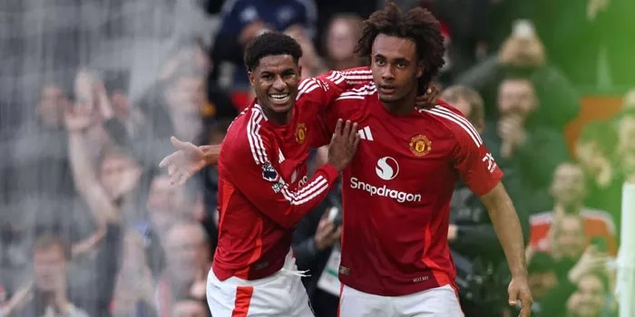 Joshua Zirkzee Dan Marcus Rashford Membabi-Buta: MU Bantai Everton