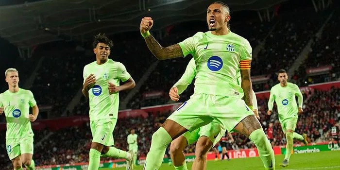 Raphinha Cetak 16 Gol, Siap Beri Lebih untuk Barcelona