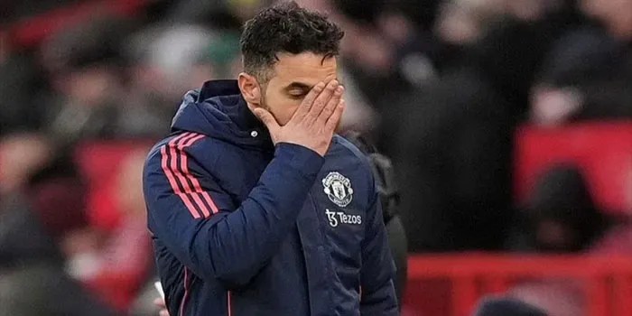 MU Dipermalukan Bournemouth, Amorim Santai Semuanya Pelan-Pelan
