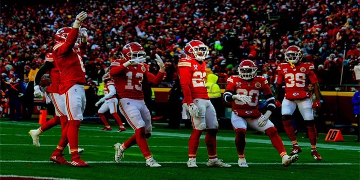 Kansas City Chiefs Kalahkan Steelers dan Rebut Unggulan Teratas AFC
