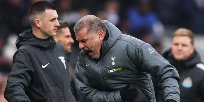 Postecoglou Berikan Reaksi Marah Usai Kalah dari Newcastle United