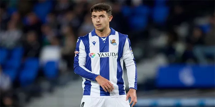 Arsenal Memimpin Liverpool Dalam Perburuan Martin Zubimendi