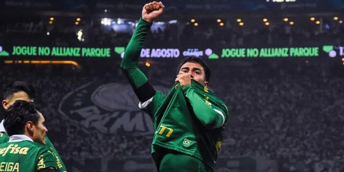 Apakah Vitor Reis, 19 Tahun yang Bisa Memperbaiki Masalah Pertahanan Man City?