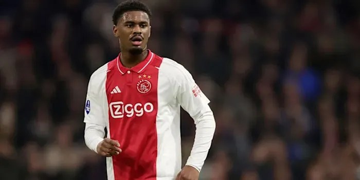 Rumor Transfer: Liverpool Bersiap untuk Merekrut Hato dari Ajax