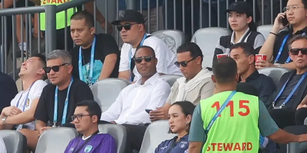 Aji Santoso: “Kluivert Bisa Jadi ‘The Lucky One’ untuk Timnas Indonesia!”