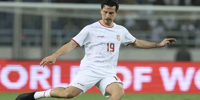 Thom Haye Ungguli Pirlo di Timnas Indonesia