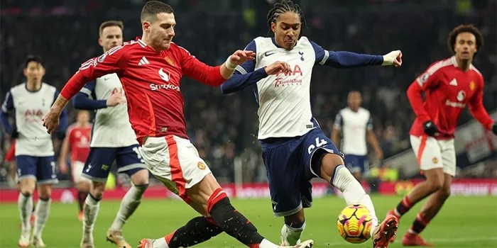 MU Kian Terpuruk Setelah Kalah dari Spurs, Sebuah Catatan Menarik