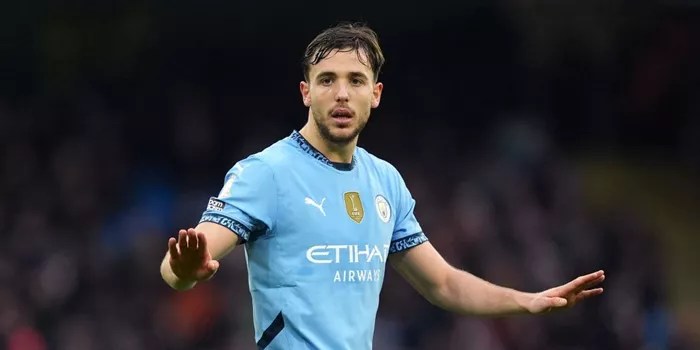 Guardiola Sebut Nico Gonzalez si Rodri Mini Barcelona