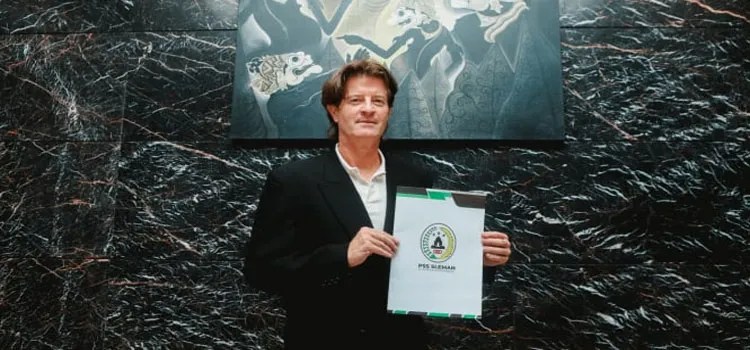 Pieter Huistra Resmi Jadi Pelatih PSS Sleman!