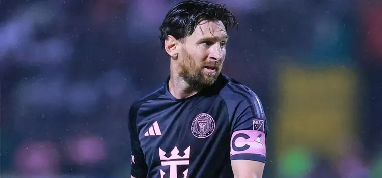 Wasit Mendapat Larangan Panjang Karena Meminta Tanda Tangan Lionel Messi