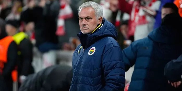 Didier Drogba Beri Pembelaan Terhadap Jose Mourinho
