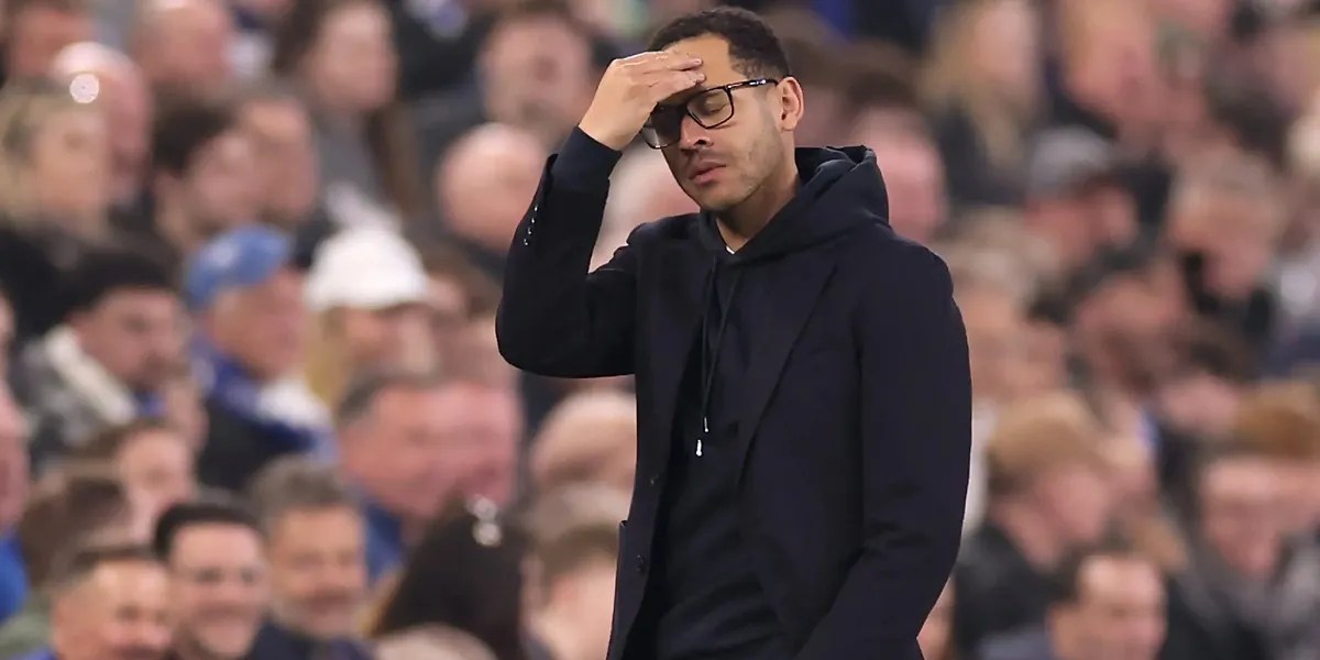 Liam Rosenior Akui Kesalahan Chelsea Setelah Kekalahan dari Everton