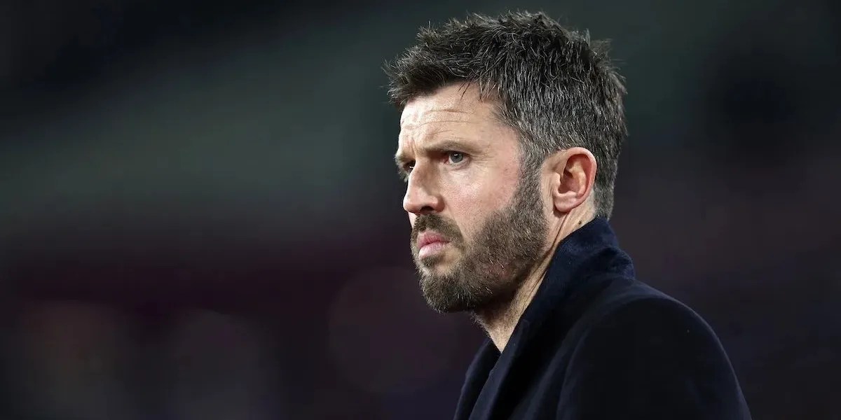 Michael Owen Tegas Bela Michael Carrick dari Kritik Para Legenda