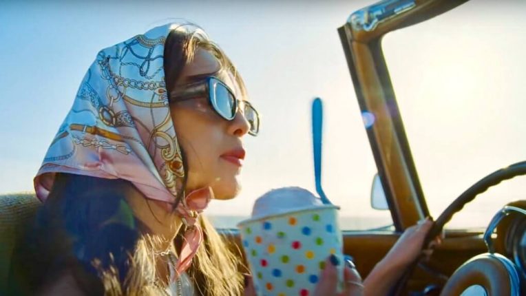 Some symptoms of a temporal lobe seizure may be related to these functions, including having odd feelings — such as euphoria, deja vu or fear. Olivia Rodrigo S New Deja Vu Music Video Has Us Feeling Nostalgic
