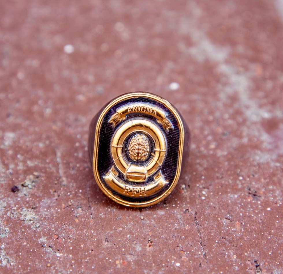 Molecular Imaging signet ring. I will be happy to make customized signet rings. Molecular Imaging signet ring