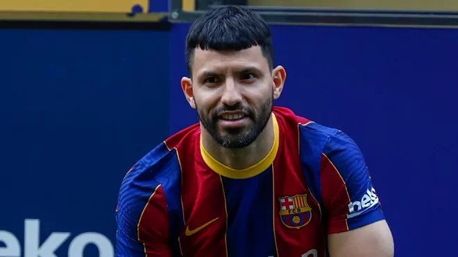 El Kun Agüero adelanta su regreso y ya se entrena con el Barça