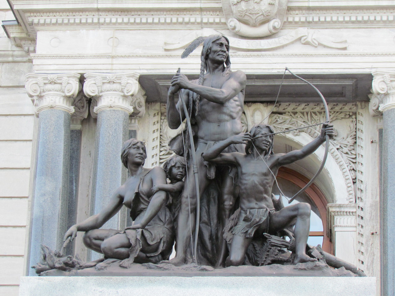 Denkmal für die First Nations, wie die Indianer korrekt heißen