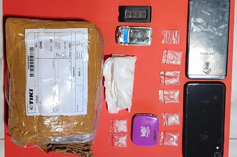 Sabu 3,47 Gram Diselundupkan dalam Kotak Camilan, Digagalkan Tim Labubu