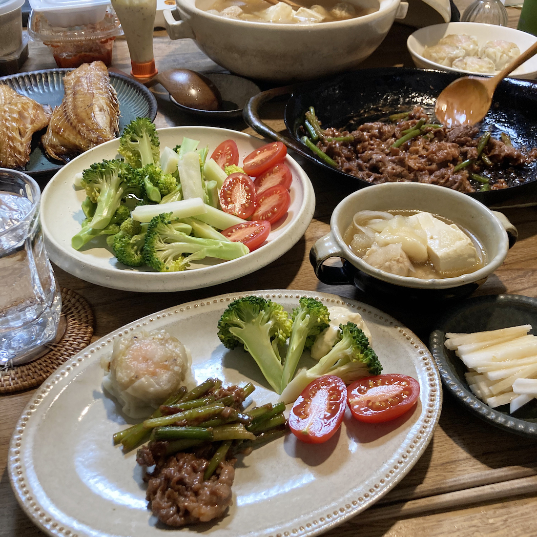 牛コマとニンニクの芽炒め