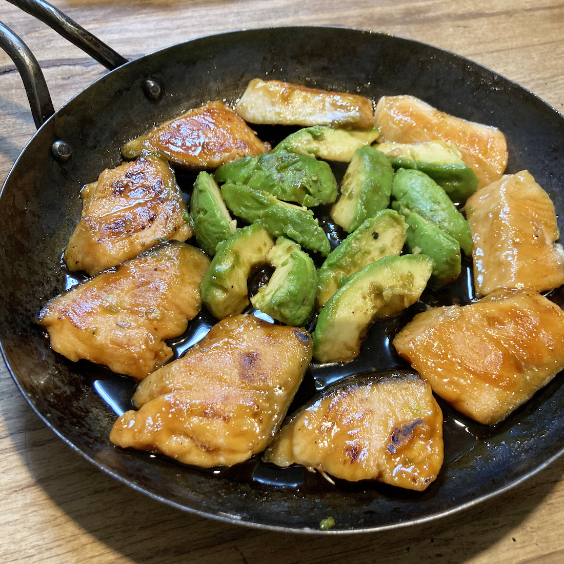 アボカドもくっつきません