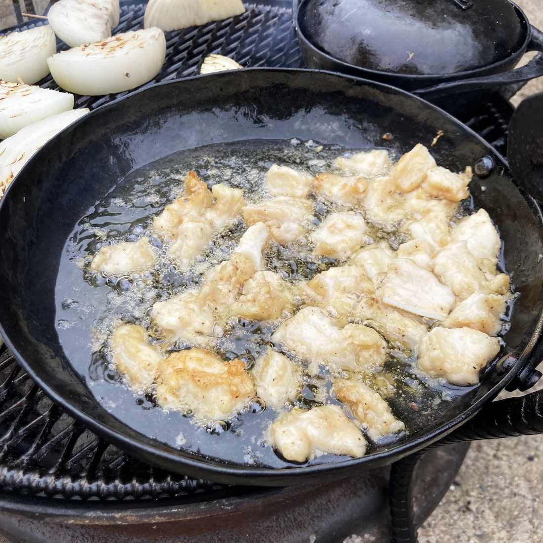 キャンプ飯 -軟骨の唐揚げ-
