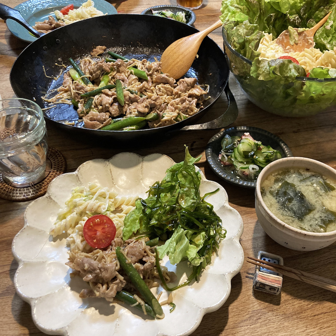 豚・エノキ・アスパラのオイマヨ炒め