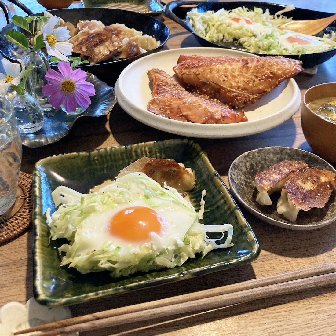 餃子＆巣ごもりたまご