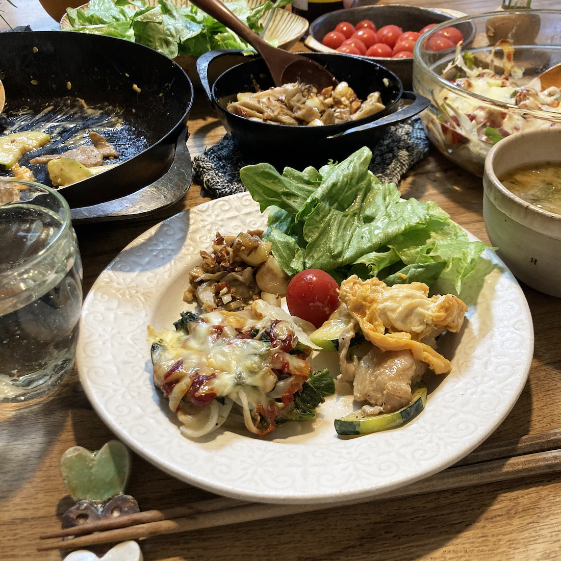 ズッキーニ・豚肉・たまごのオイマヨ炒め