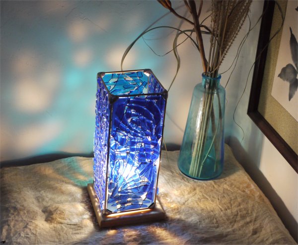 グラス工房達風 | 25006ミニランプ「青のミニ行灯」- 販売中 –