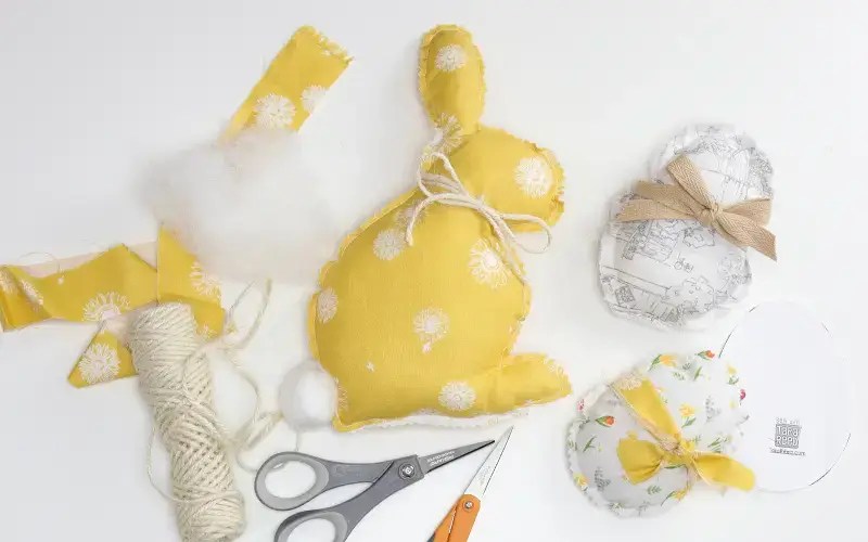Easy sew easter bunny you can make in about 10 minutes