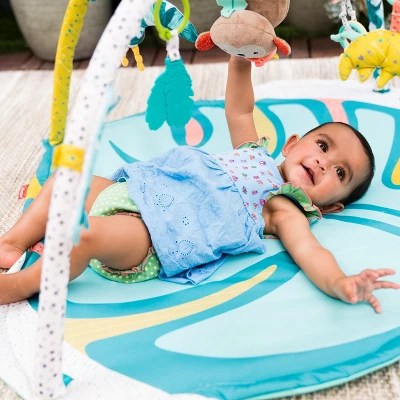 Puzzle mat, a soft spongey finish. Buy Infantino Go Gaga 4 In 1 Twist Fold Activity Gym Play Mat Tropical Online In Italy 75574893