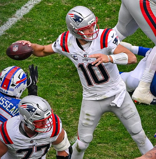 Tar Heels in NFL: Drake Maye breaks out of slump, Javonte Williams runs for 3 TDs Tar Heels in NFL: Drake Maye breaks out of slump, Javonte Williams runs for 3 TDs