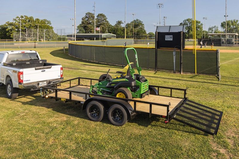 Tire Wheel Maintenance Taskmaster - Ultra HD Minimal Texture - 4K