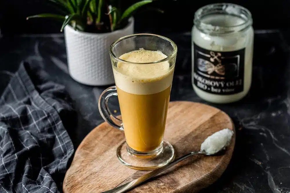 Easy and healthy bulletproof KETO coffee with coconut oil and turmeric