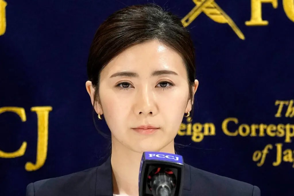 緊急会見での福原愛