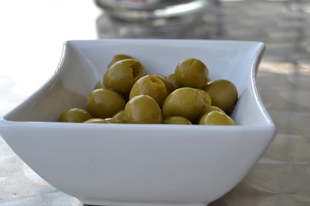 olives-1928731_640