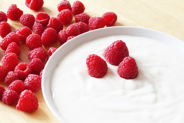 raspberries-1925178_640