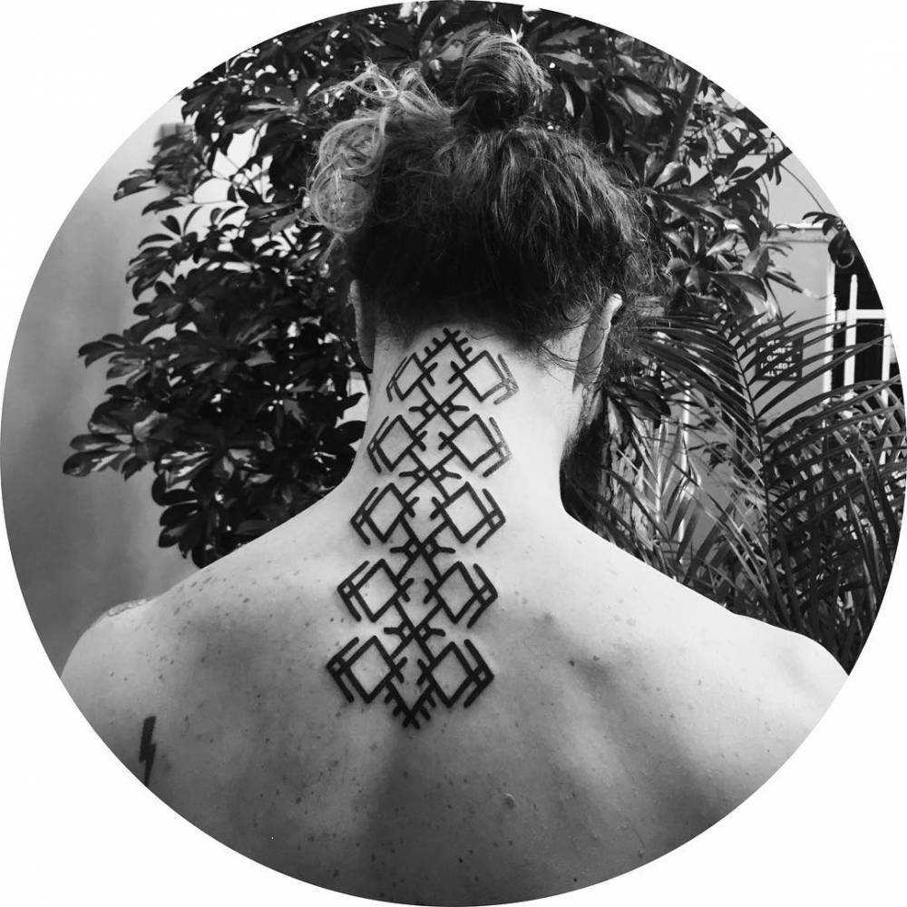 Custom pattern by roaul tattooer