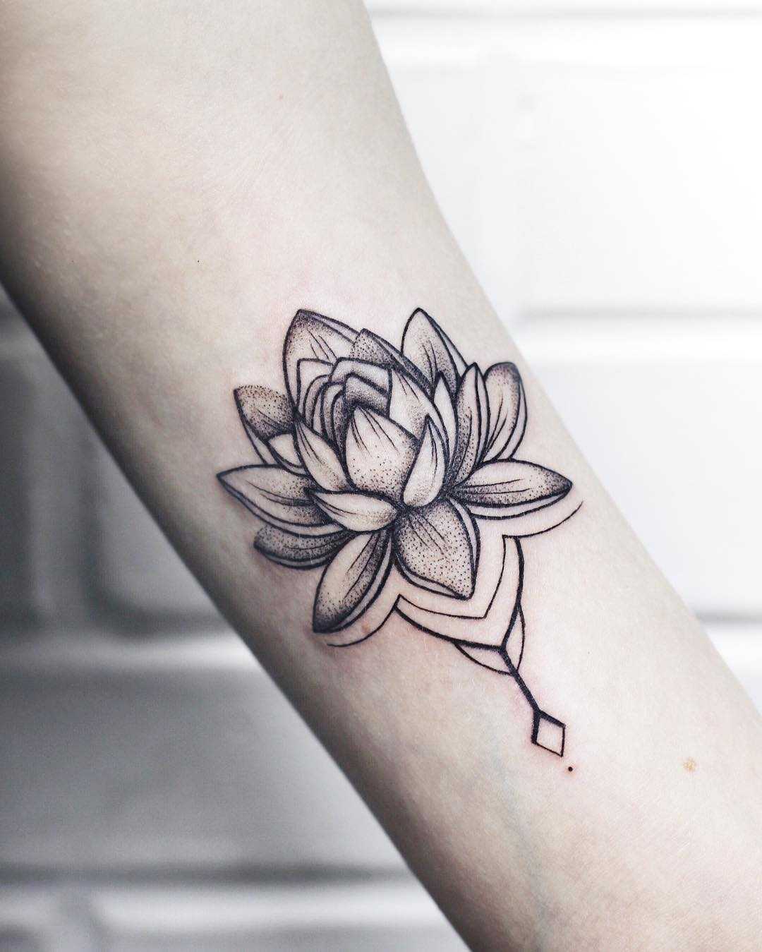 John barrymore here are some helpful links: Tiny Tender Lotus Tattoo Tattoogrid Net