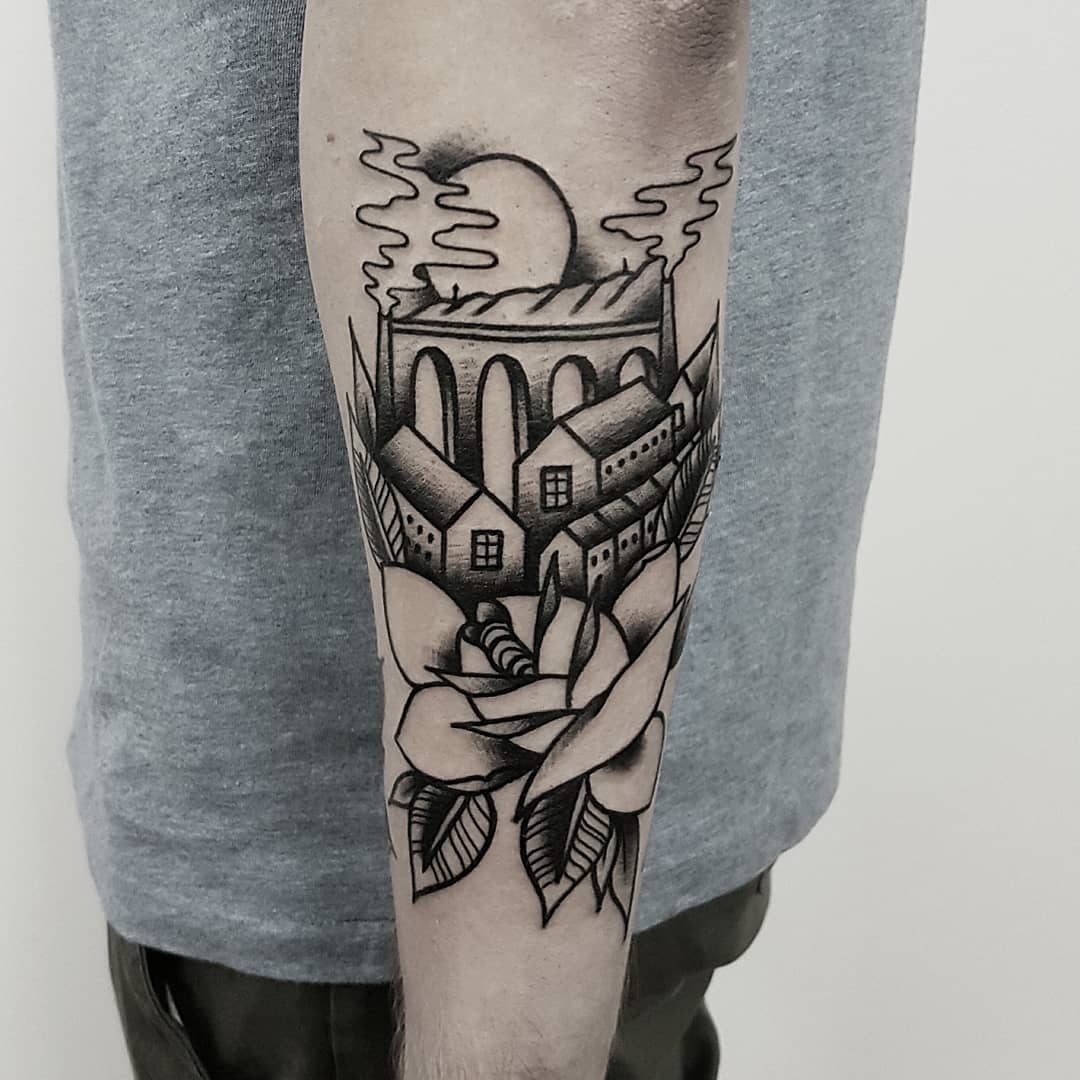 Yorkshire rose by @rabtattoo