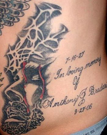 Tatuaje De La Cara De Cristo Con Su Corona De Espinas