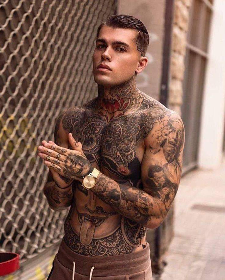 Tatuajes De Adam Levine – Stephen 917_x_736_jpg