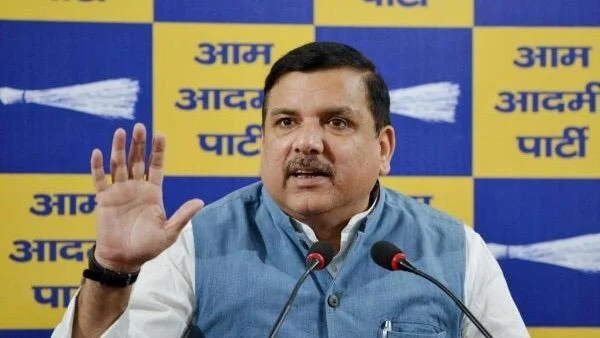 स्कूल मर्जर मामले में हाईकोर्ट के फ़ैसले पर जताई हैरानी, आप इस लड़ाई को सुप्रीम कोर्ट तक लेकर जाएगी : संजय सिंह