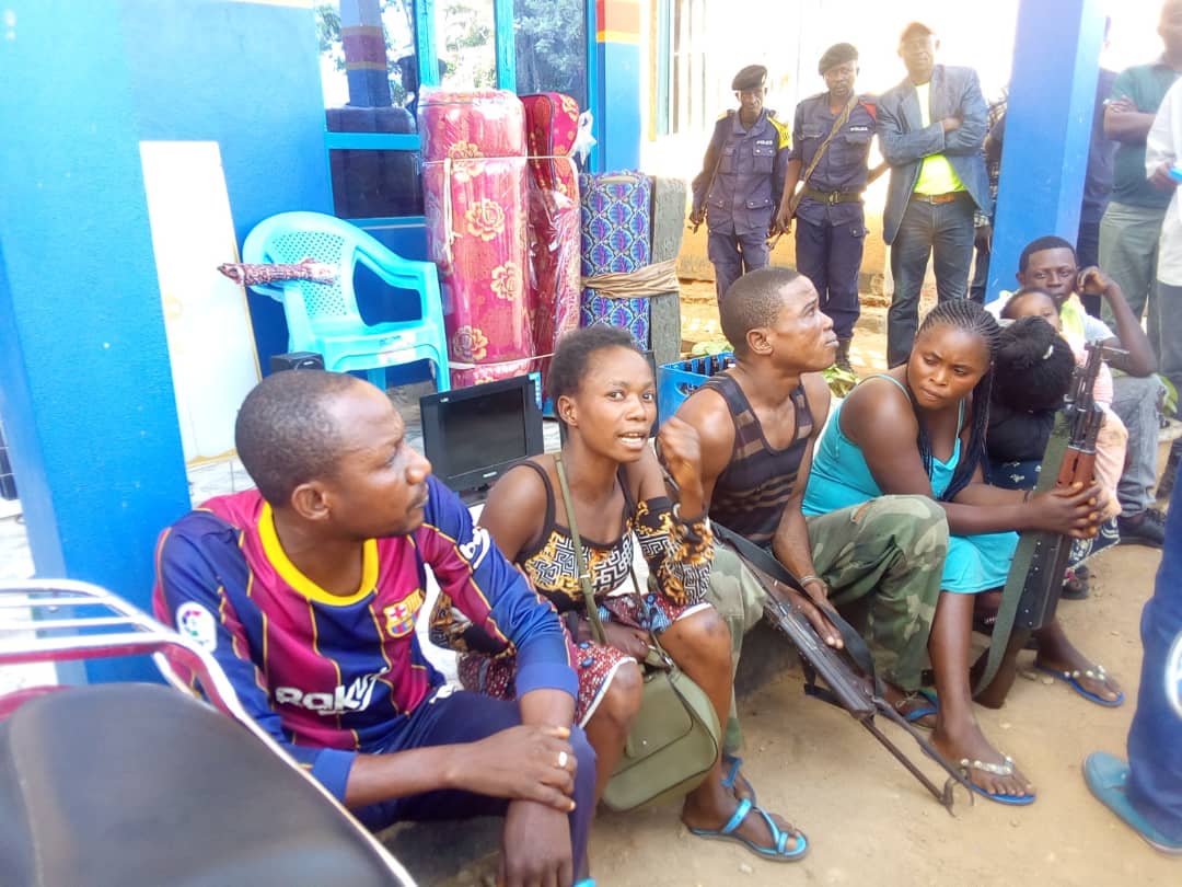 Beni: 6 présumés bandits présentés à la presse par la police
