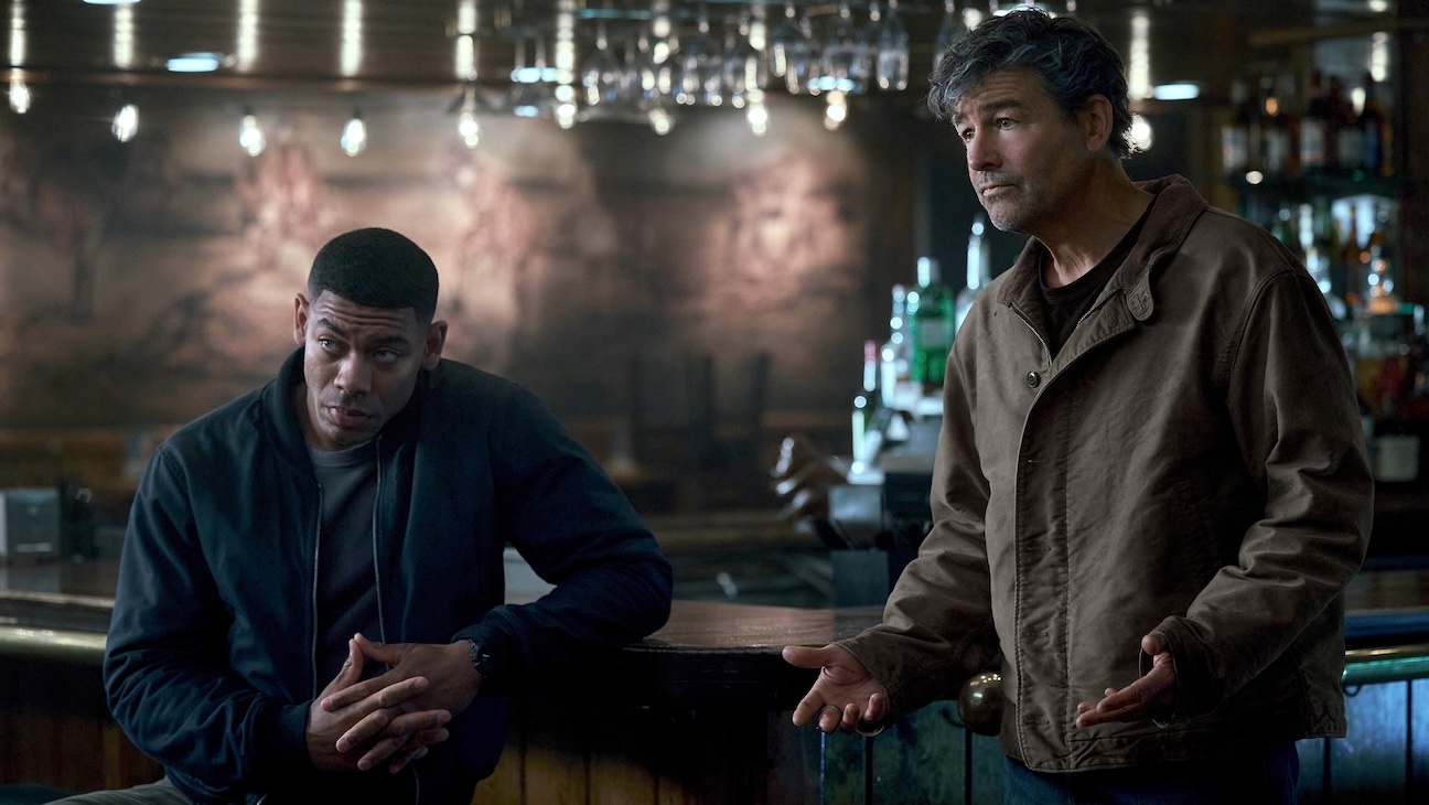 Kyle Chandler and Aaron Pierre in the HBO series Lanterns